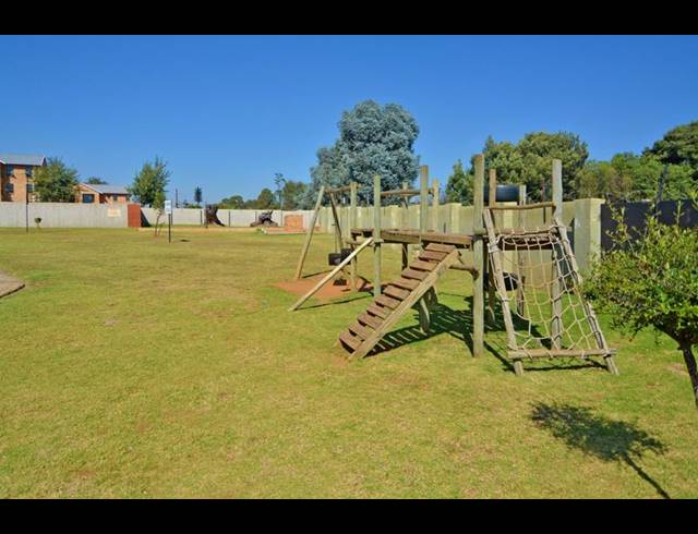 2 BEDROOM PROPERTY TO RENT IN PRINCESS